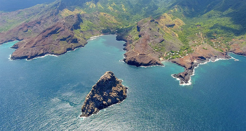 UA HUKA L'ILE AUX CHEVAUX